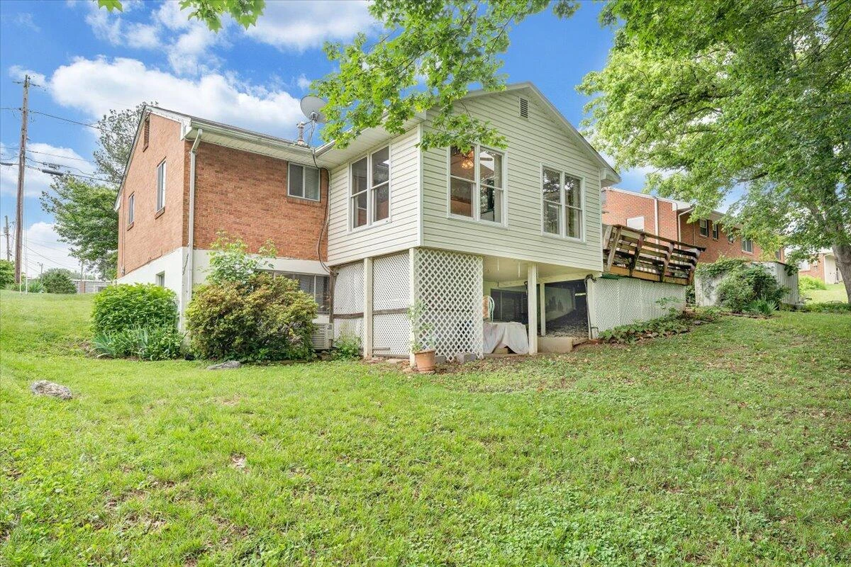 330 Houston AVE - Photo 40