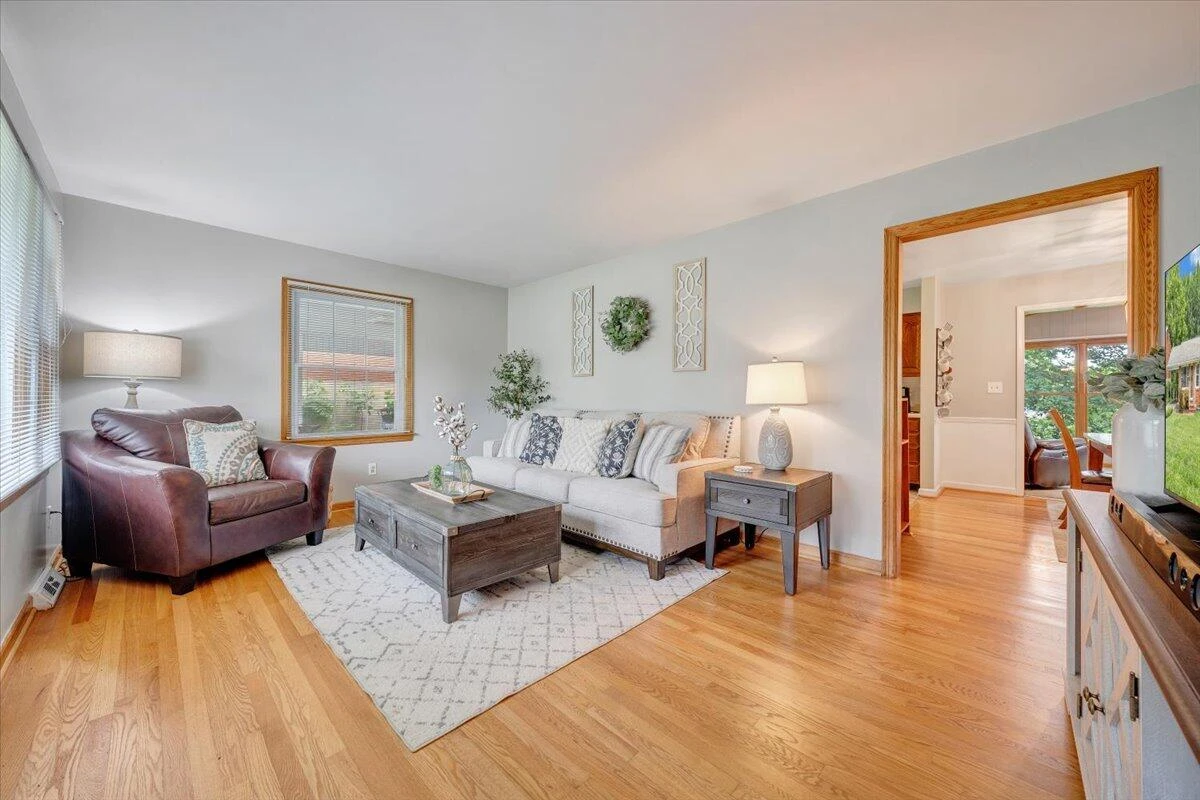 330 Houston AVE - Photo 7