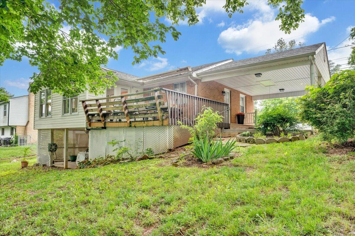 330 Houston AVE - Photo 43