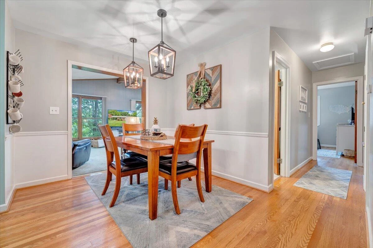 330 Houston AVE - Photo 12