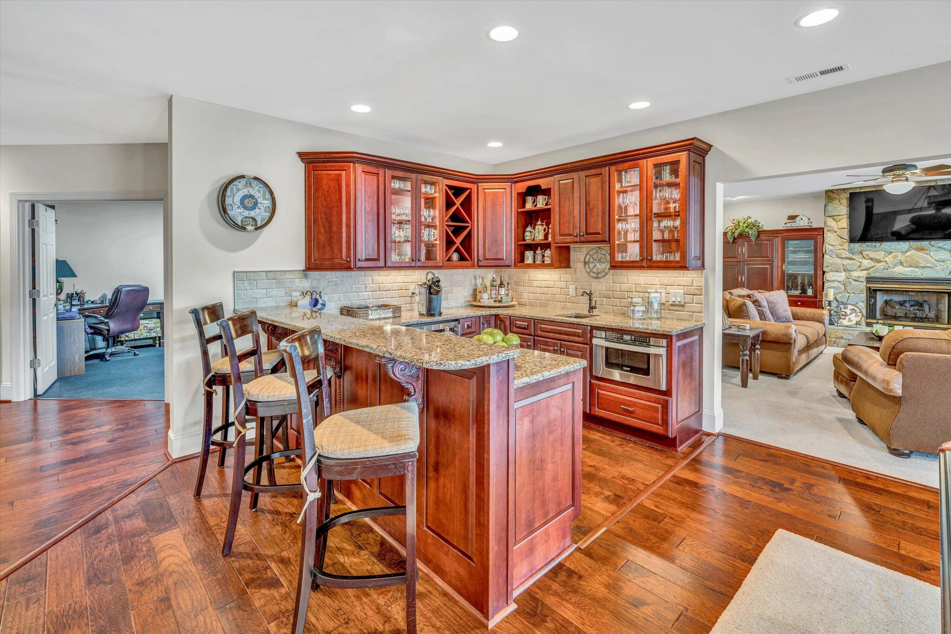 145 Briarwood CT - Photo 49