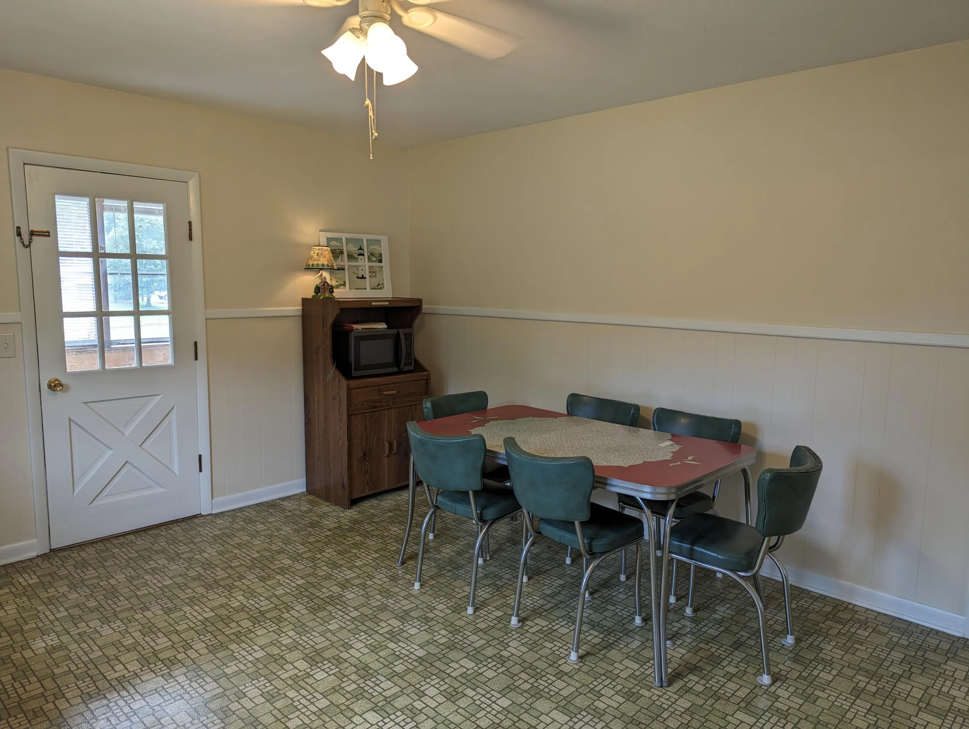 150 Harvey ST - Photo 10