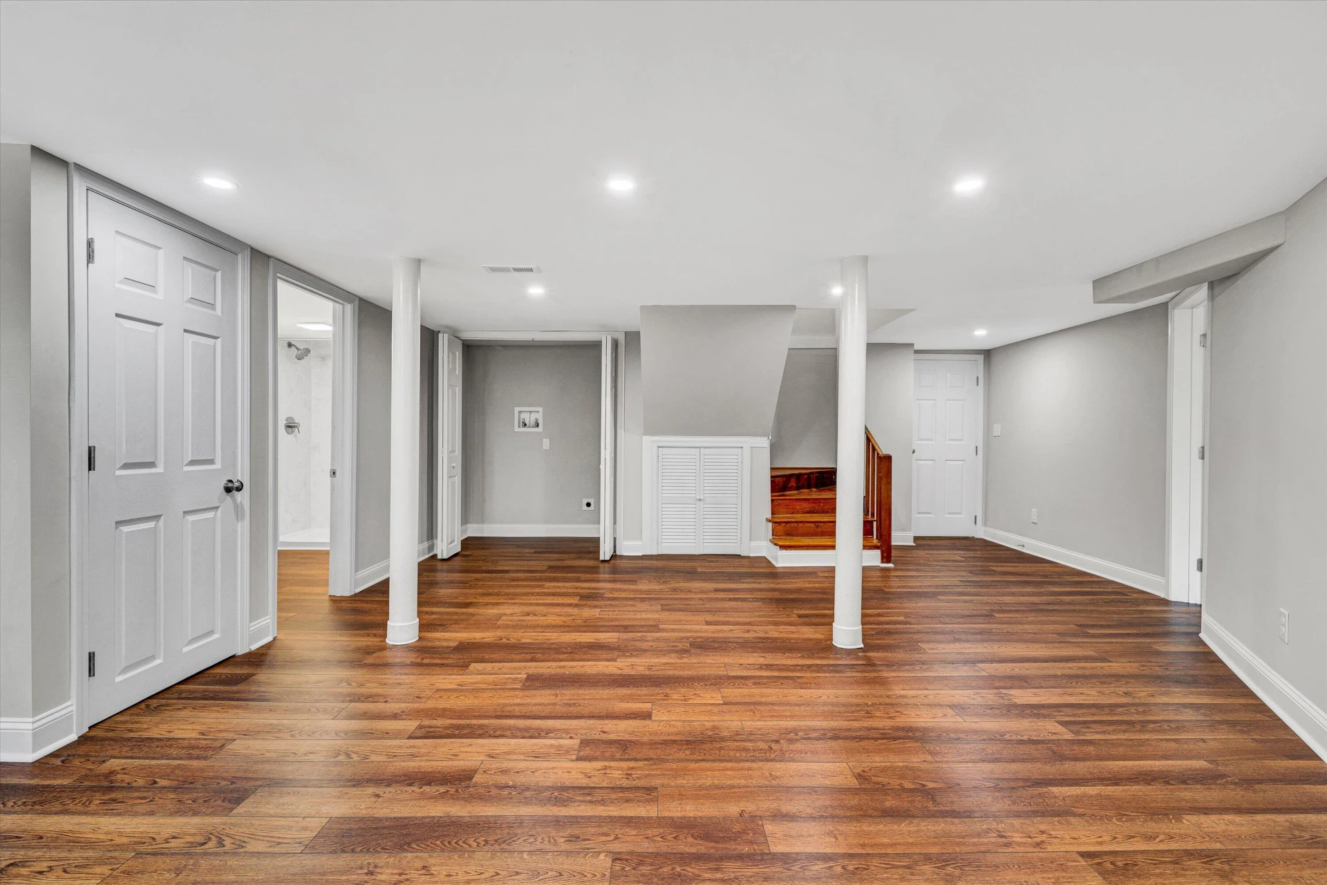 4816 COLONIAL AVE - Photo 35