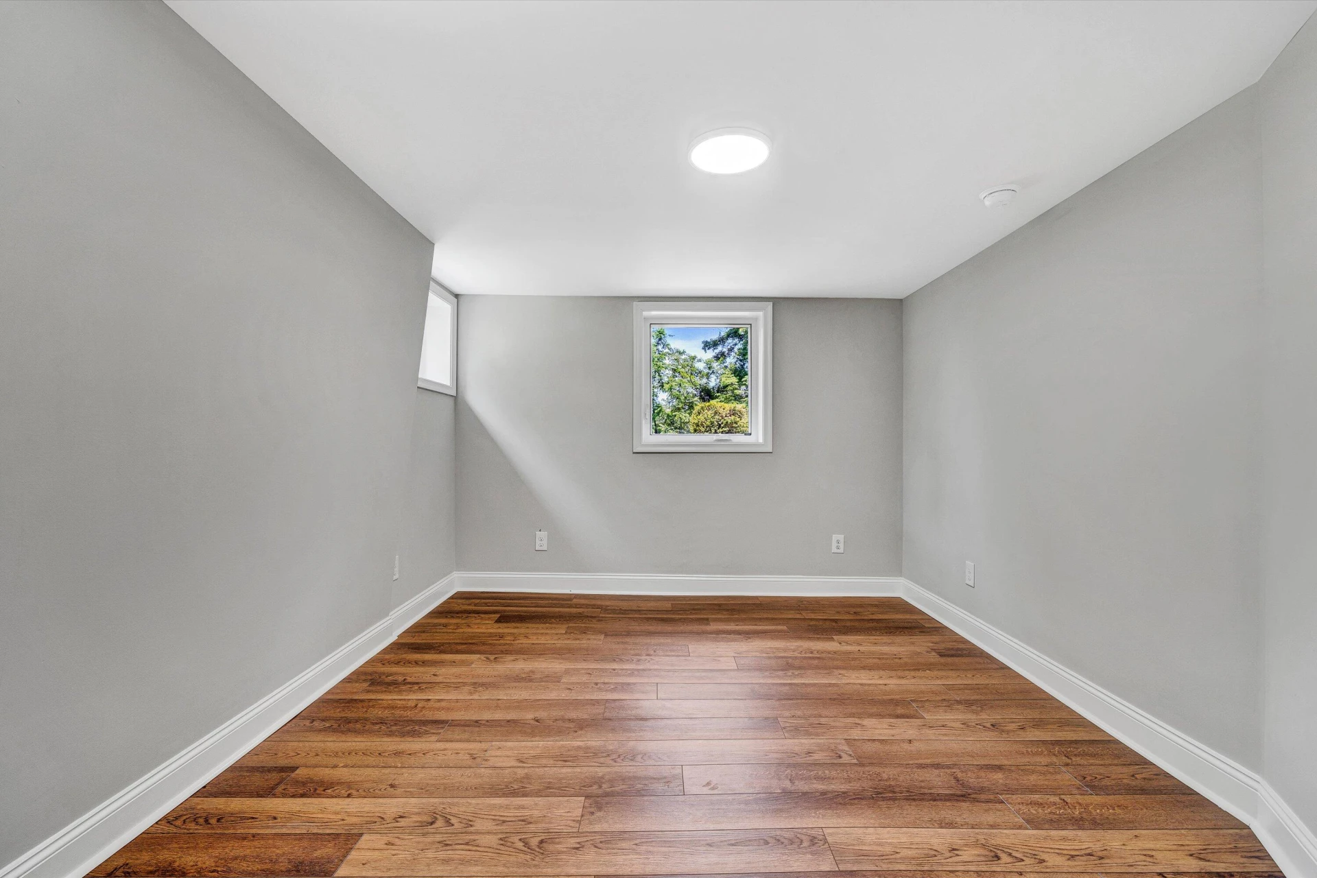 4816 COLONIAL AVE - Photo 39