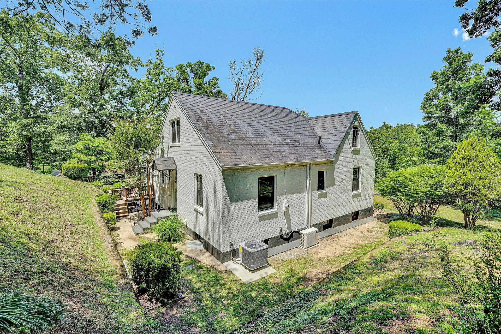 4816 COLONIAL AVE - Photo 8