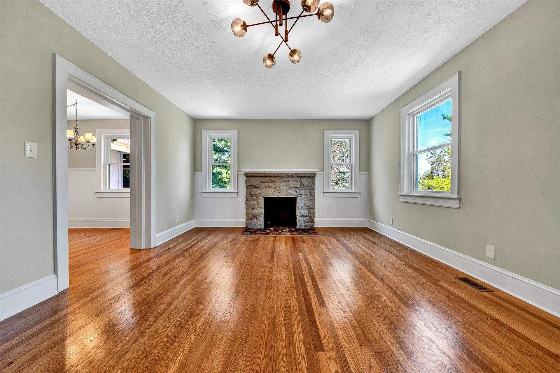 4816 COLONIAL AVE - Photo 9