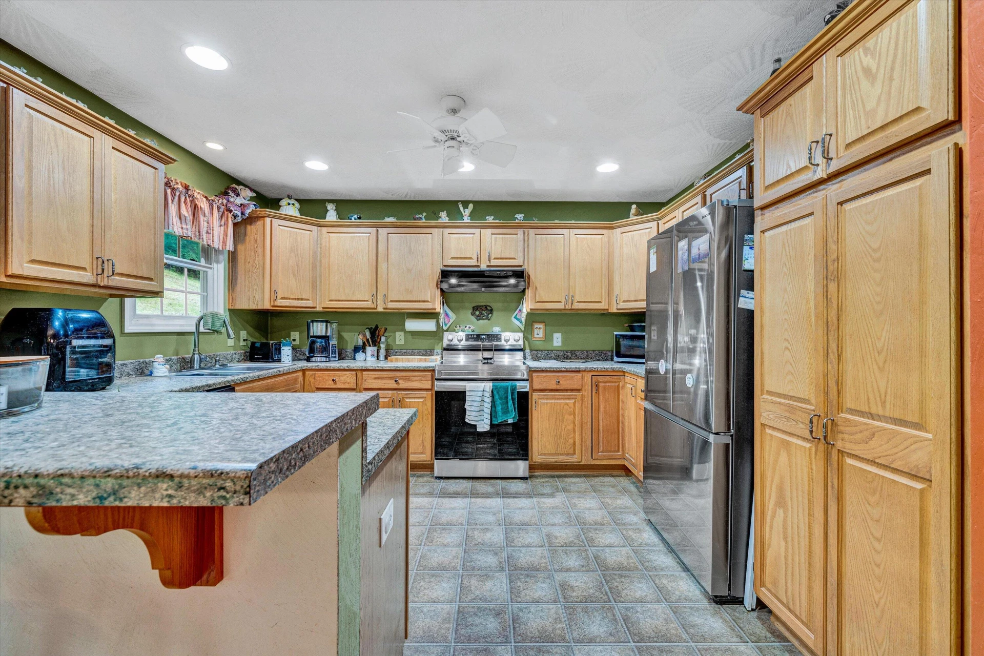 7123 Tall Oak LN - Photo 10