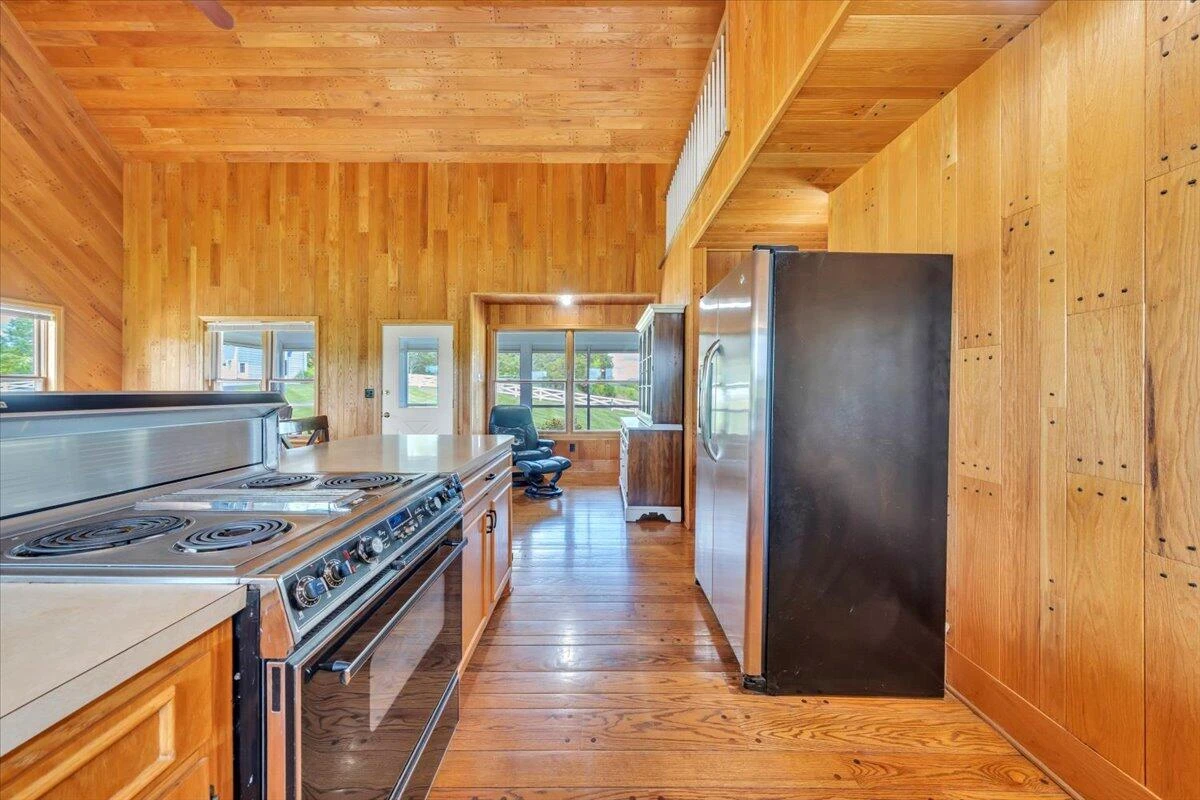 853 Hardbarger RD - Photo 26