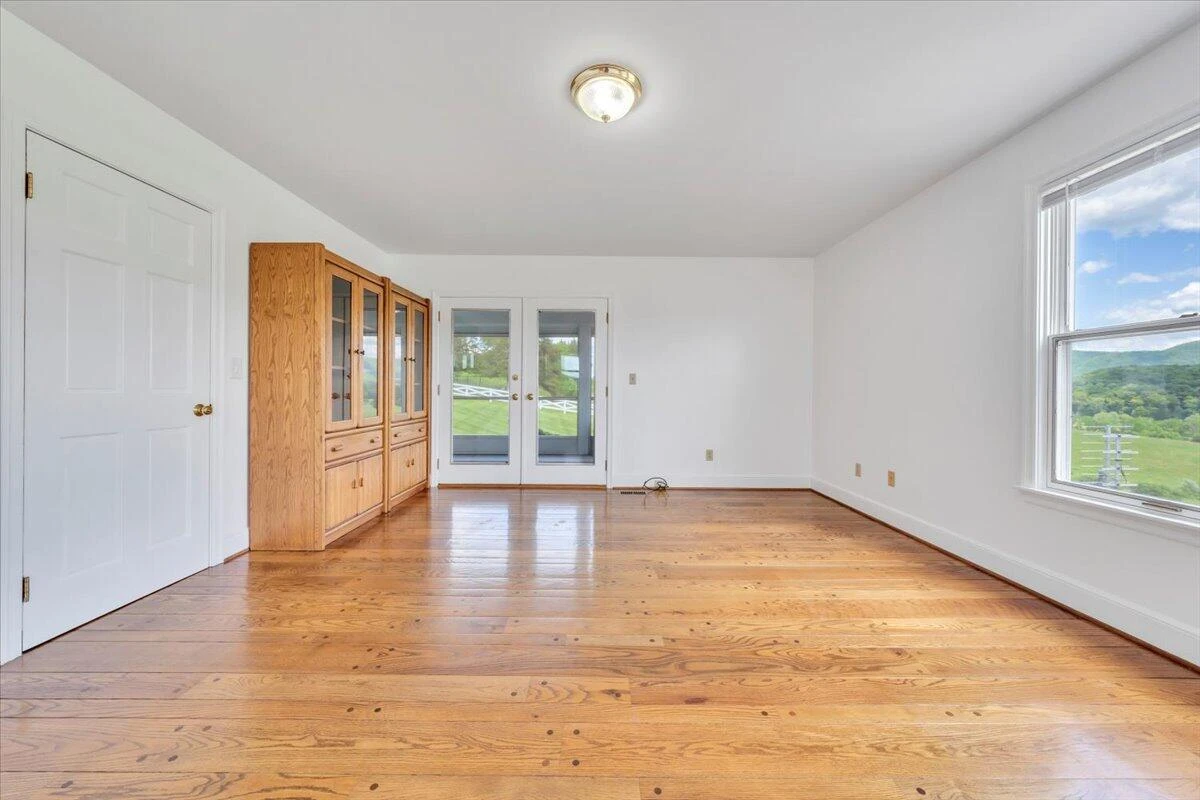 853 Hardbarger RD - Photo 31