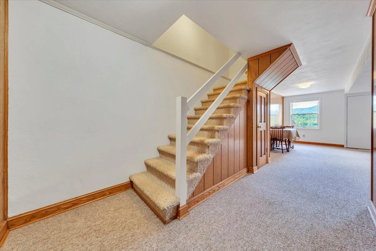 853 Hardbarger RD - Photo 36