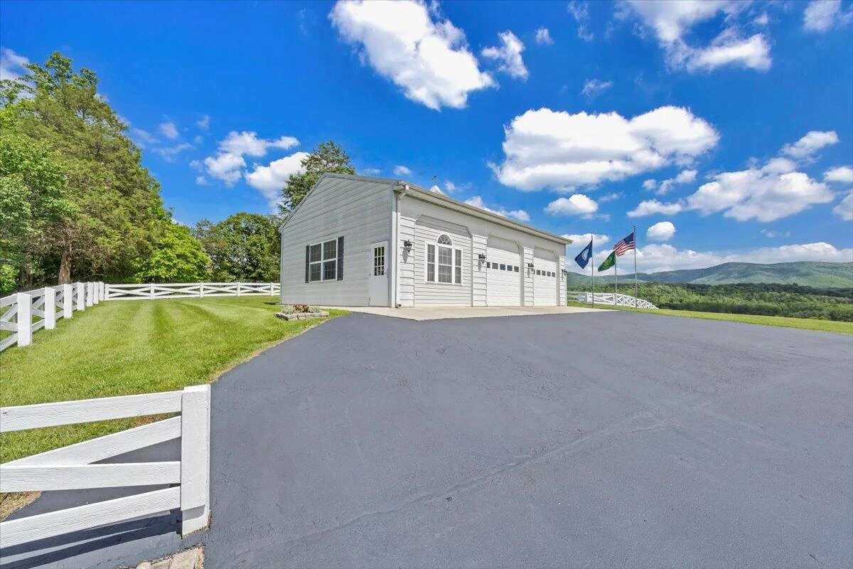 853 Hardbarger RD - Photo 76