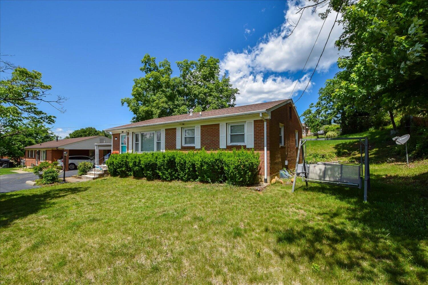 1518 Mountain View RD - Photo 17