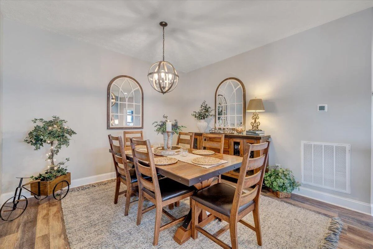 1067 Margarita CT - Photo 18