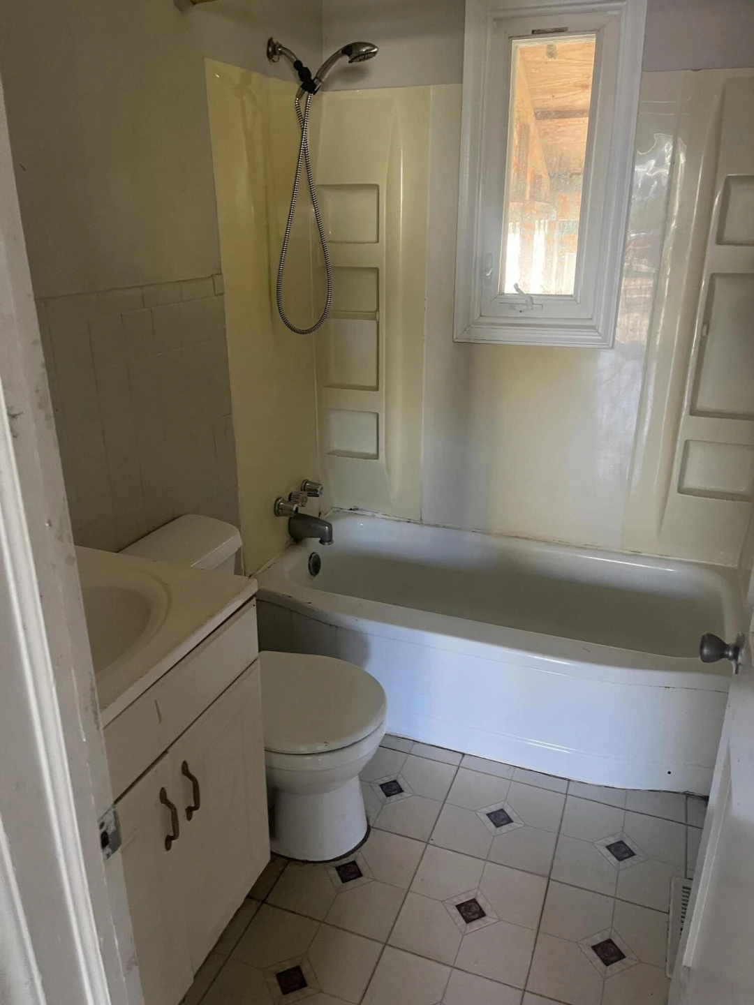 514 Westwood BLVD - Photo 3