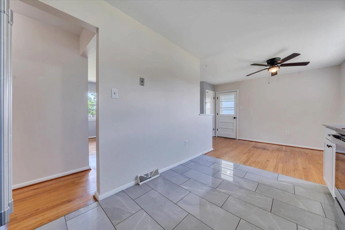 3734 Long Meadow AVE - Photo 20