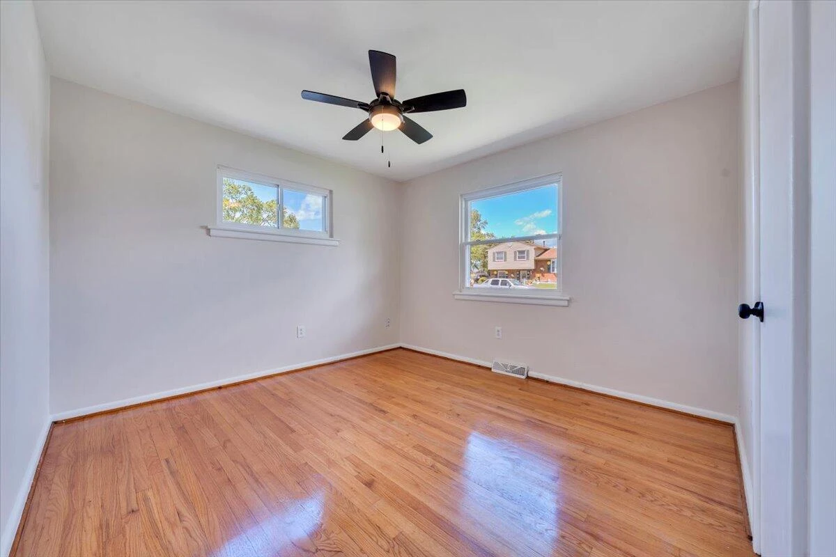 3734 Long Meadow AVE - Photo 21