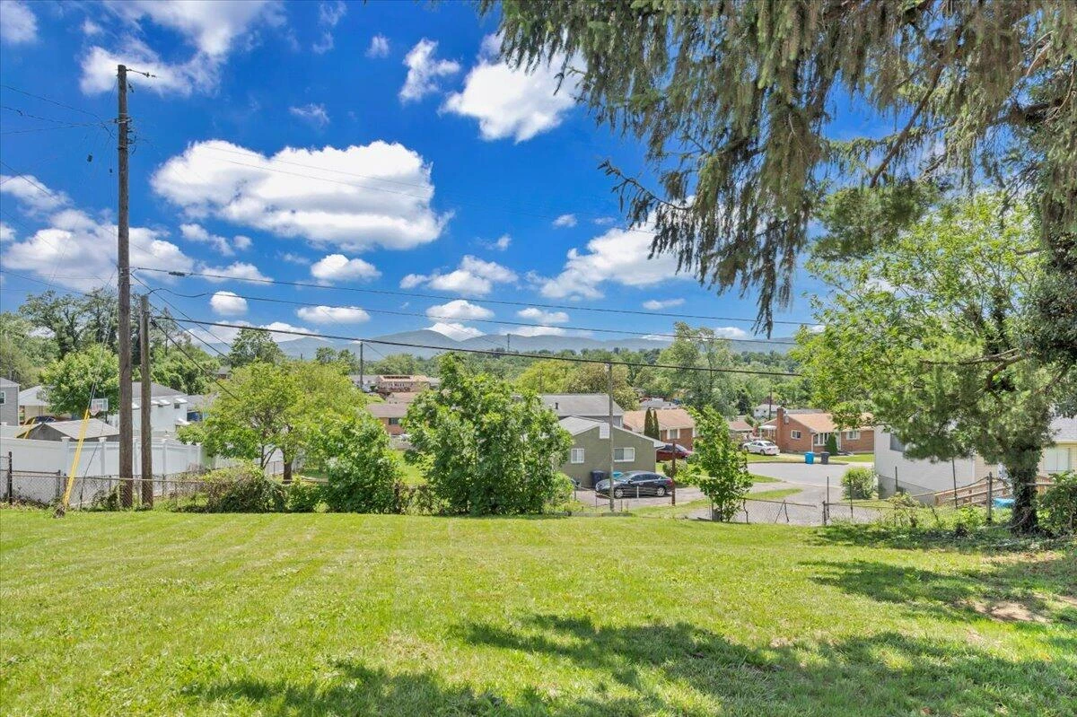 3734 Long Meadow AVE - Photo 38