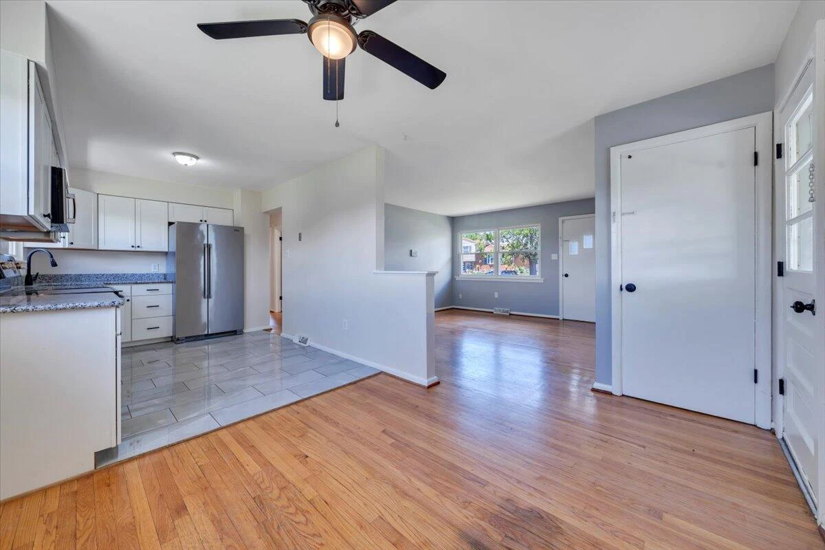3734 Long Meadow AVE - Photo 12