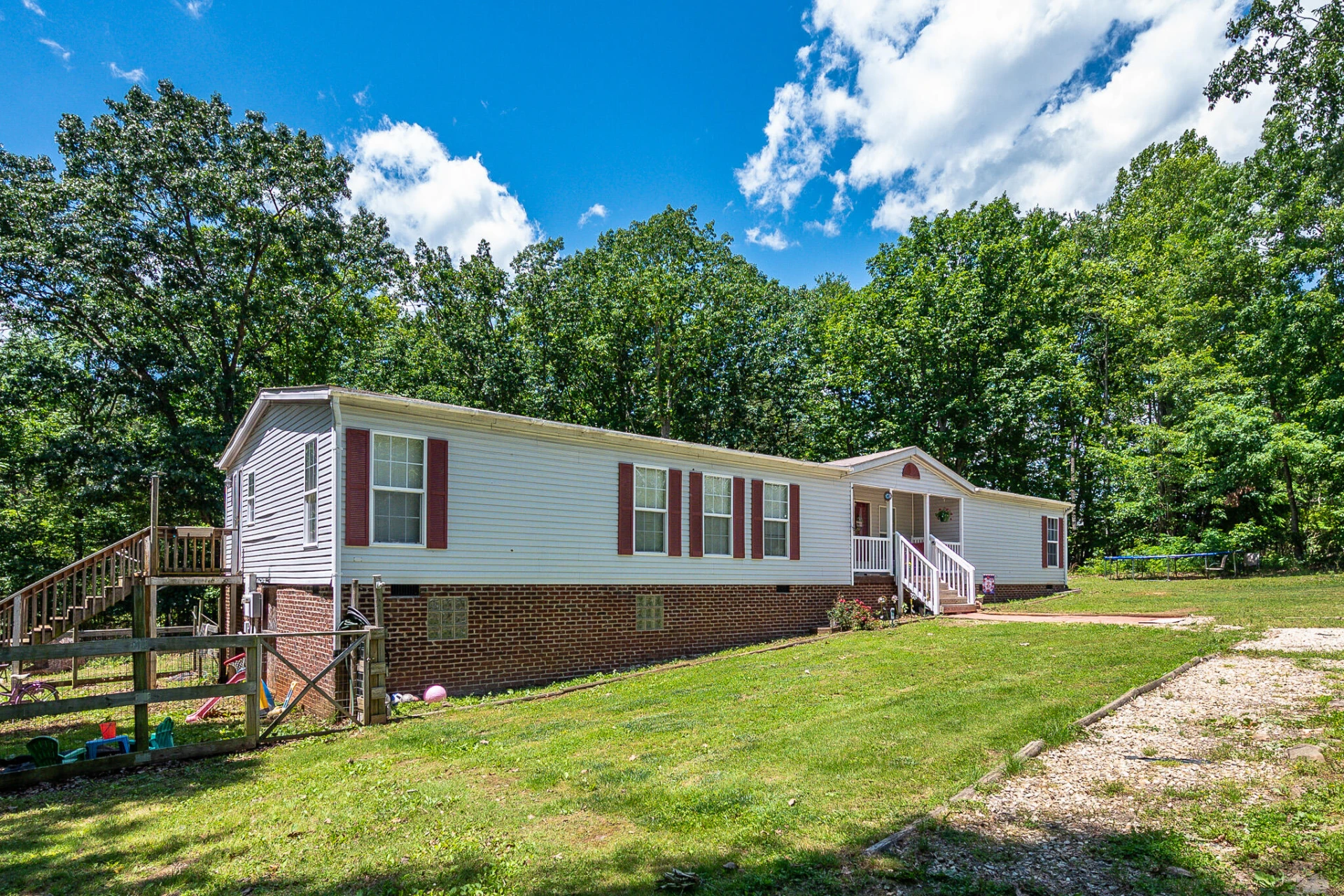 1145 Shady Rest LN - Photo 3