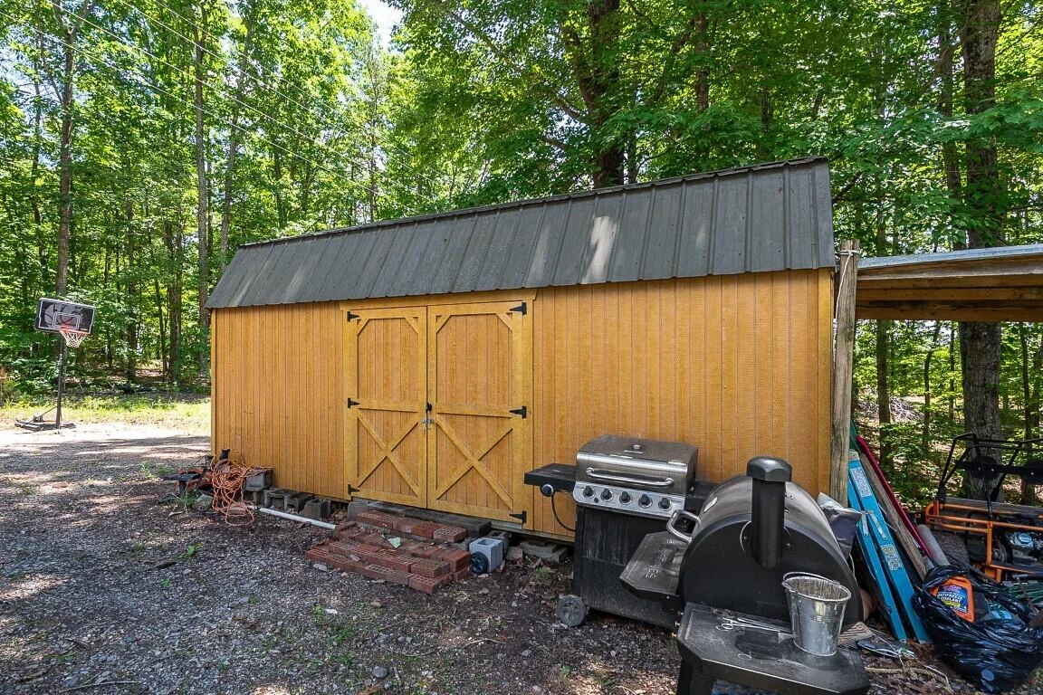 1145 Shady Rest LN - Photo 40