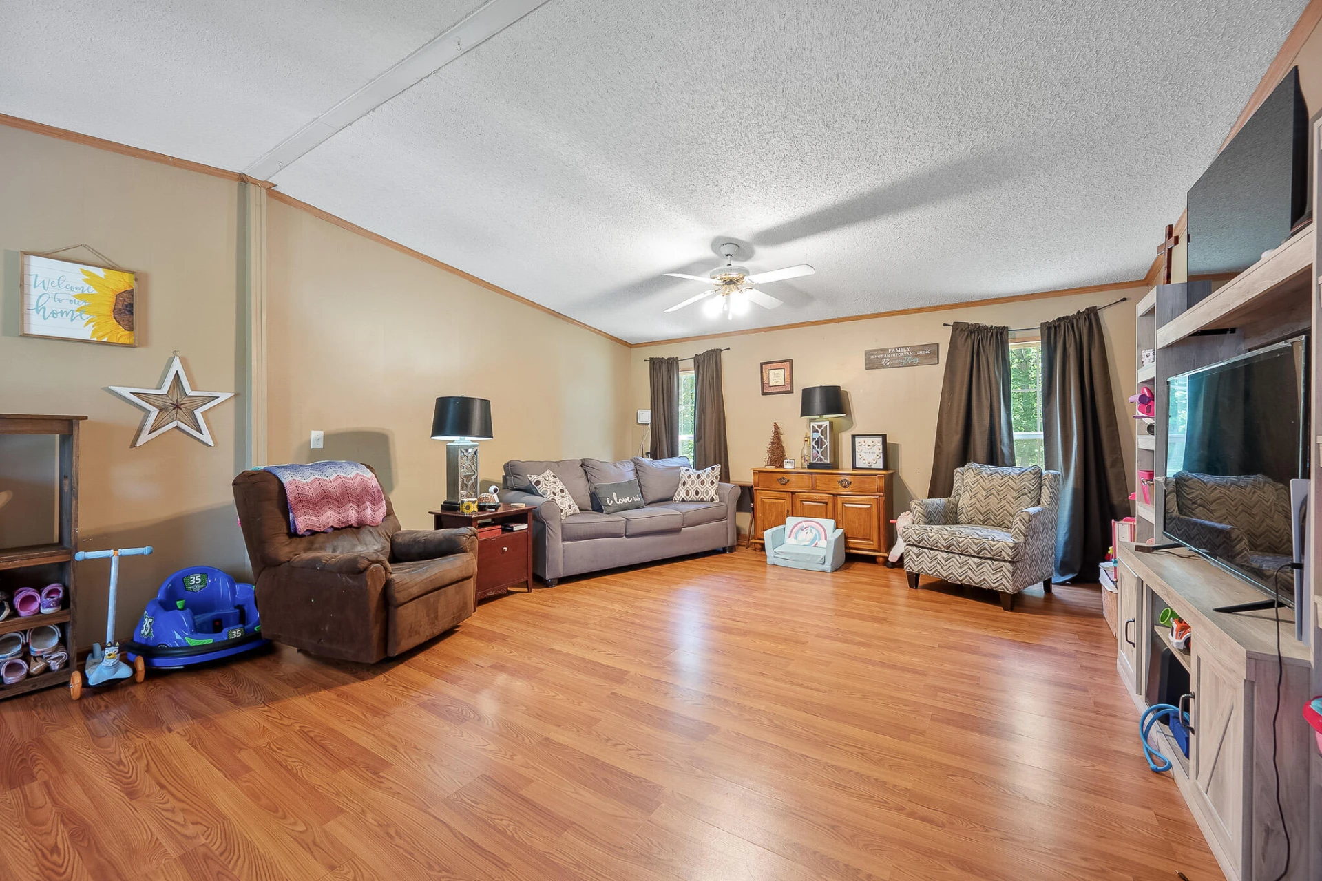 1145 Shady Rest LN - Photo 7