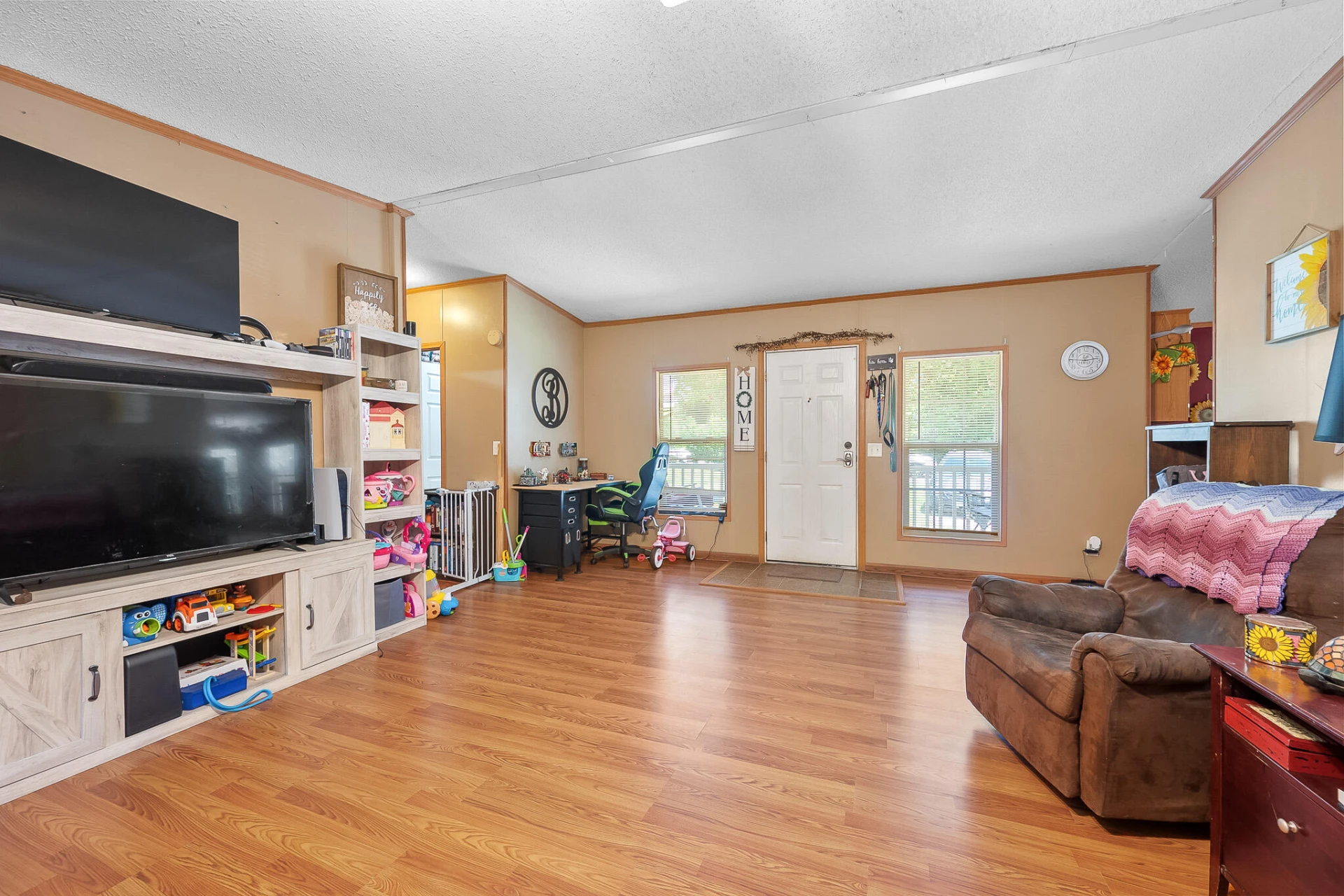 1145 Shady Rest LN - Photo 9