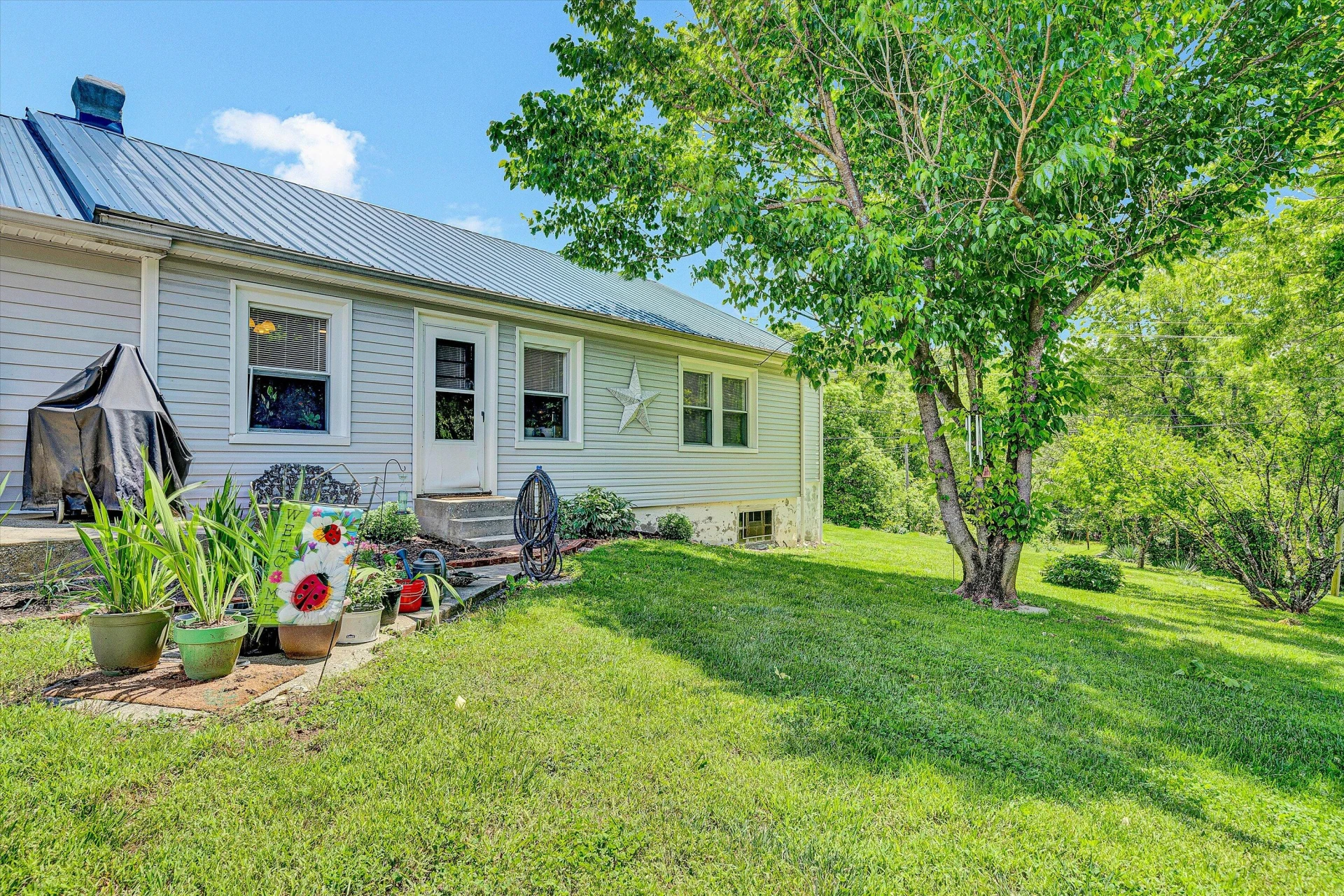 723 White Church RD - Photo 5