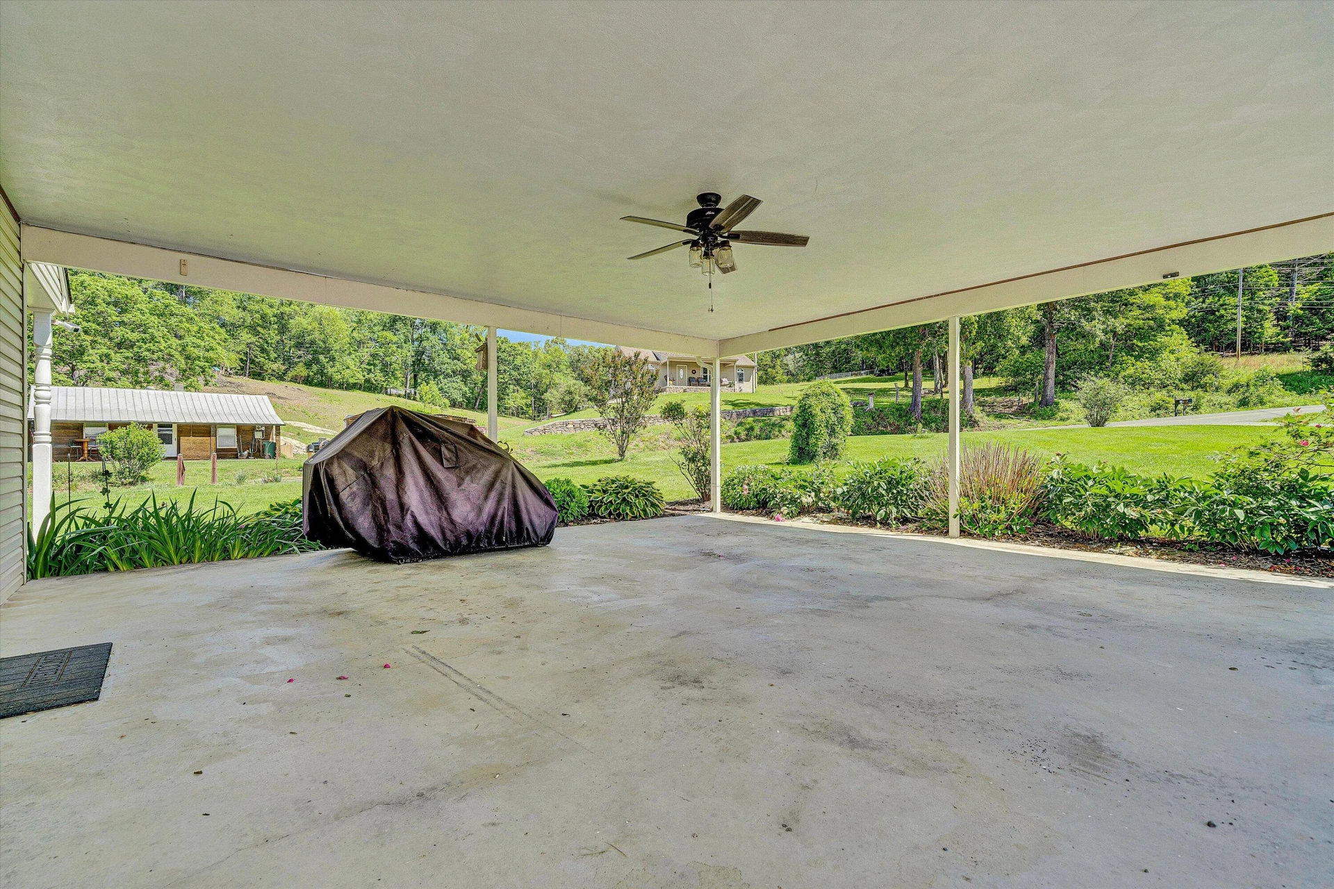 22 Spring Branch LN - Photo 20