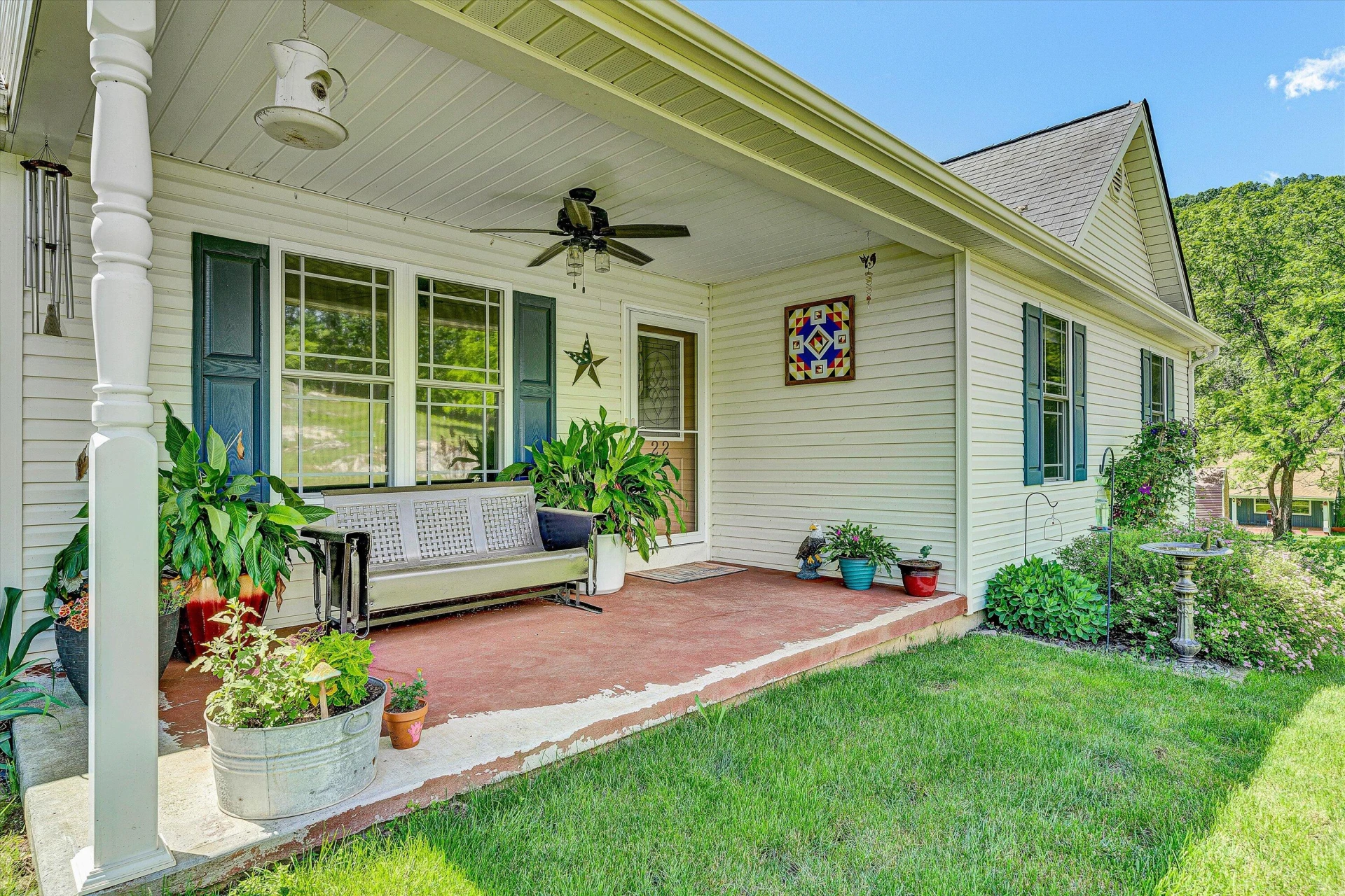 22 Spring Branch LN - Photo 3