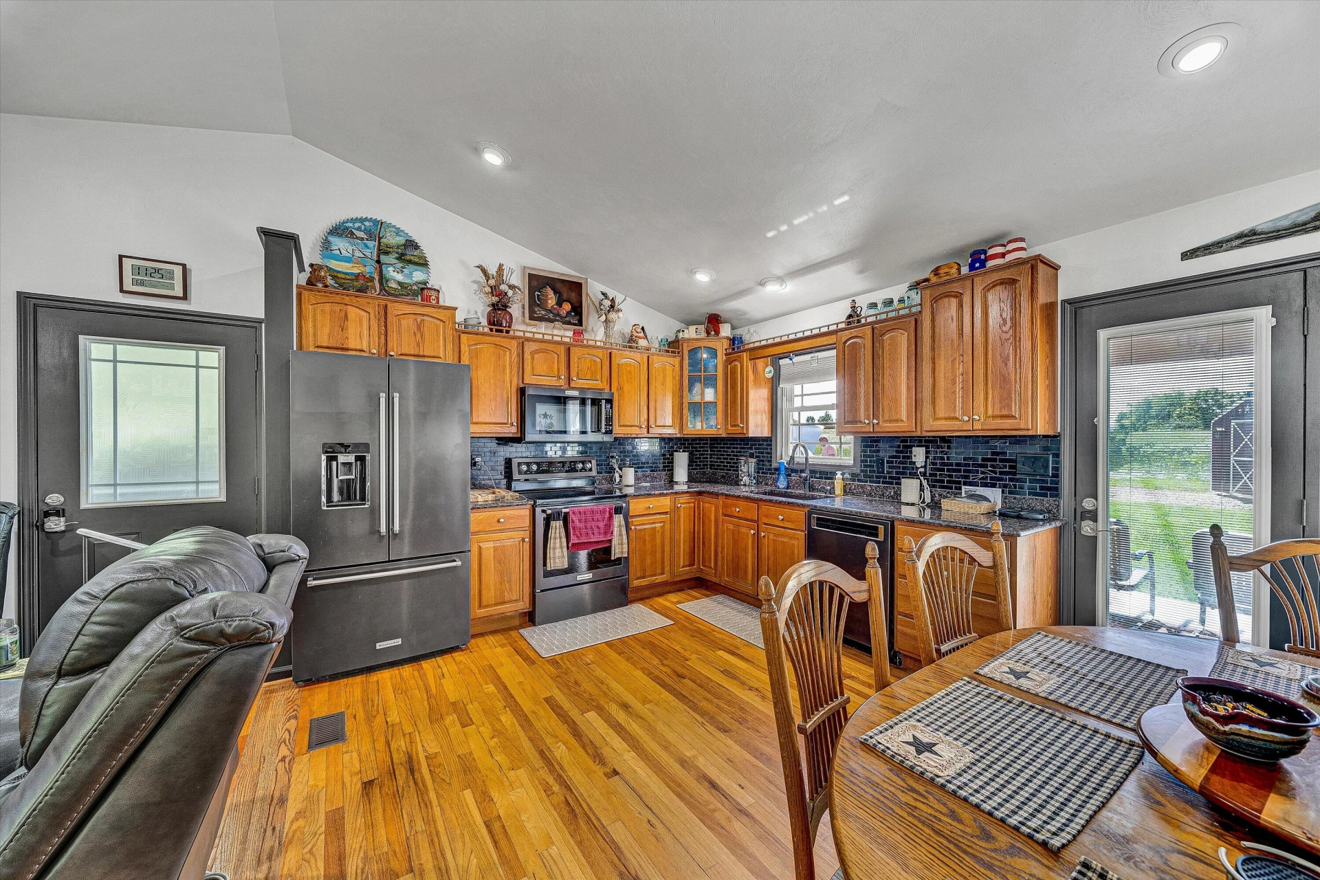 22 Spring Branch LN - Photo 8