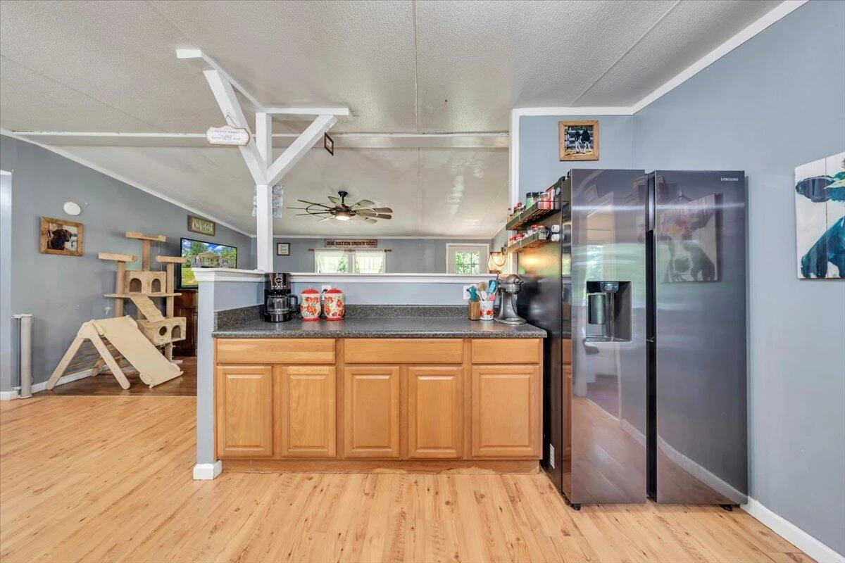 4362 Stewartsville RD - Photo 19