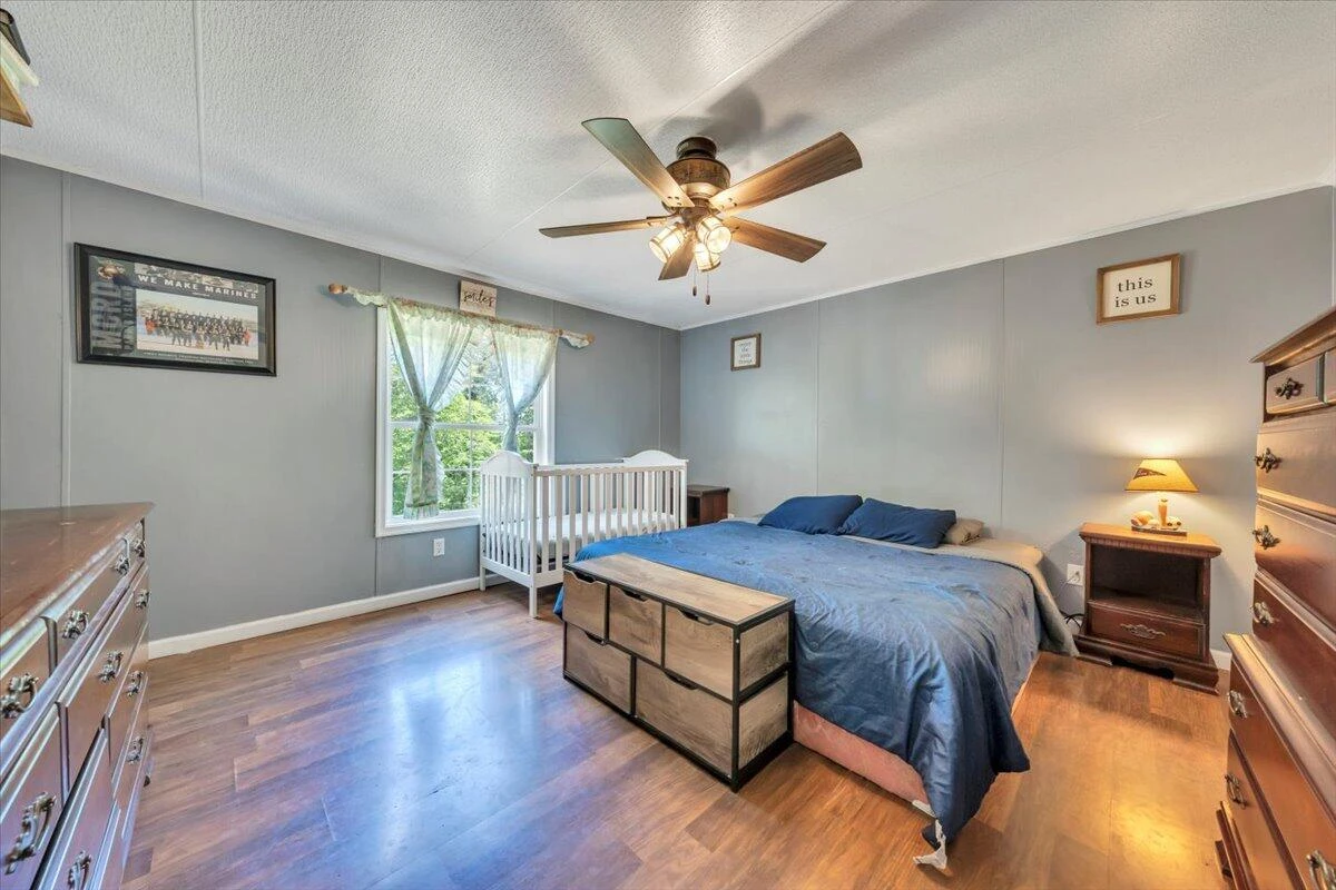 4362 Stewartsville RD - Photo 20