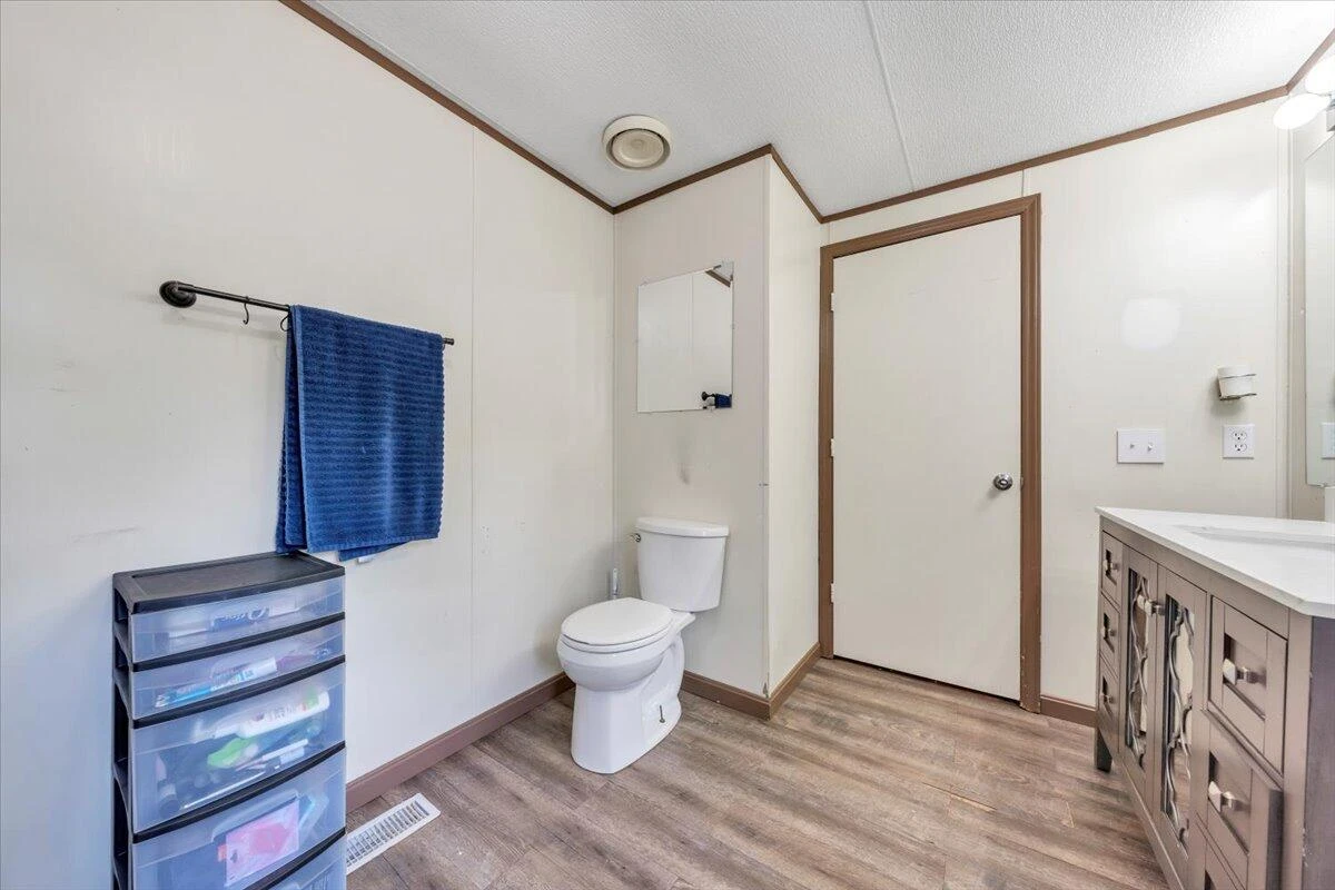 4362 Stewartsville RD - Photo 23