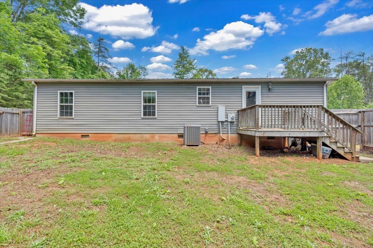 4362 Stewartsville RD - Photo 30