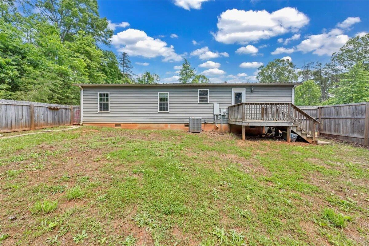 4362 Stewartsville RD - Photo 31