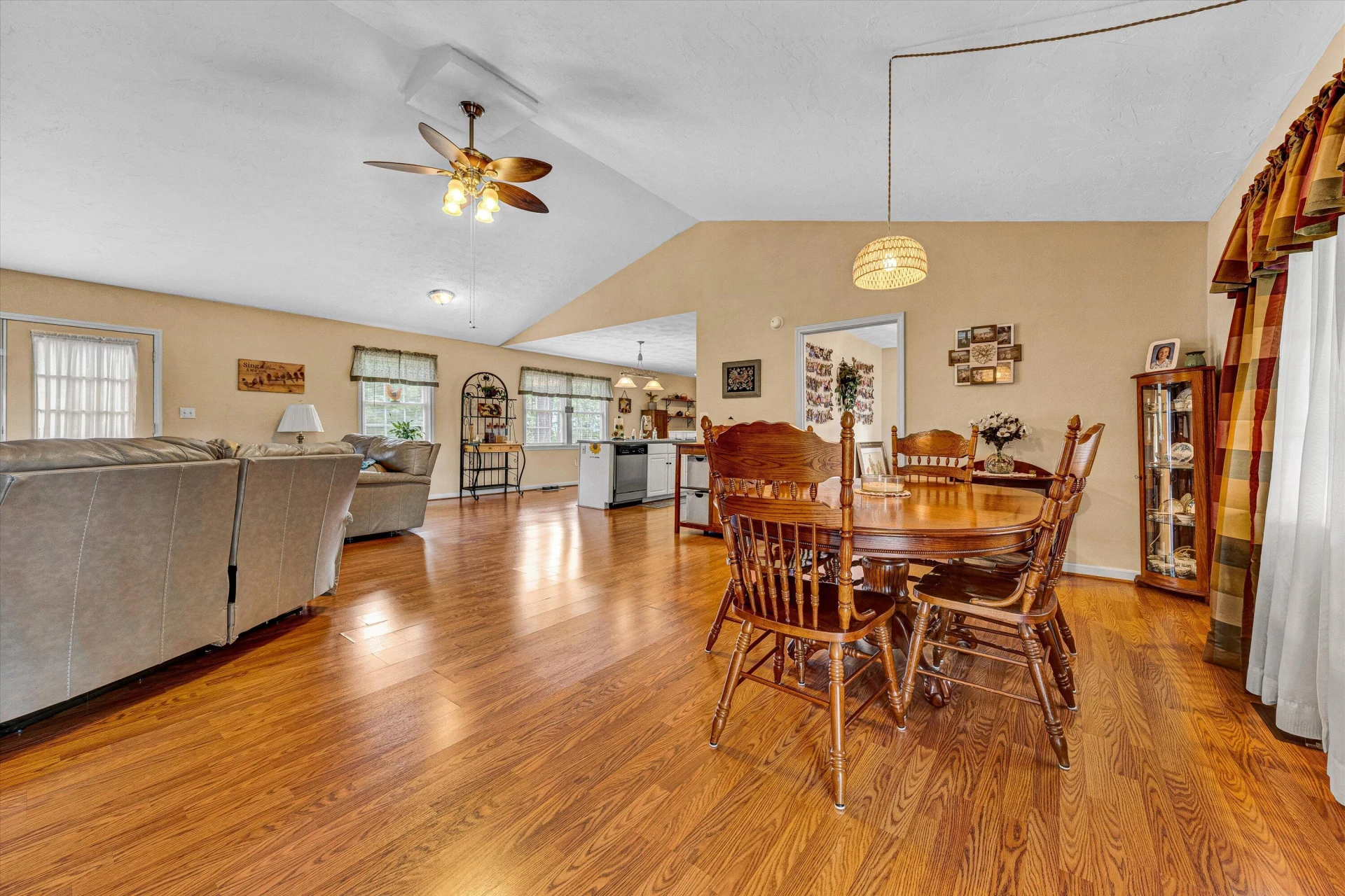 5461 Meadors Spur RD - Photo 7