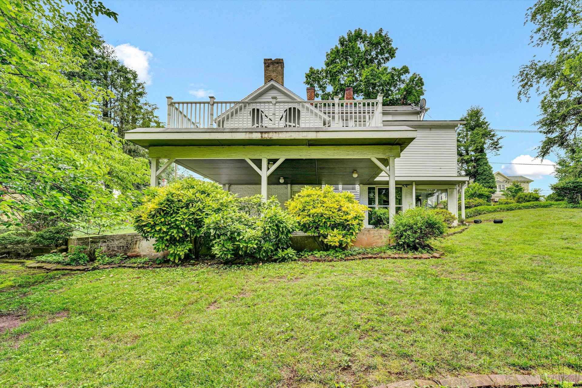 220 Broad ST - Photo 33