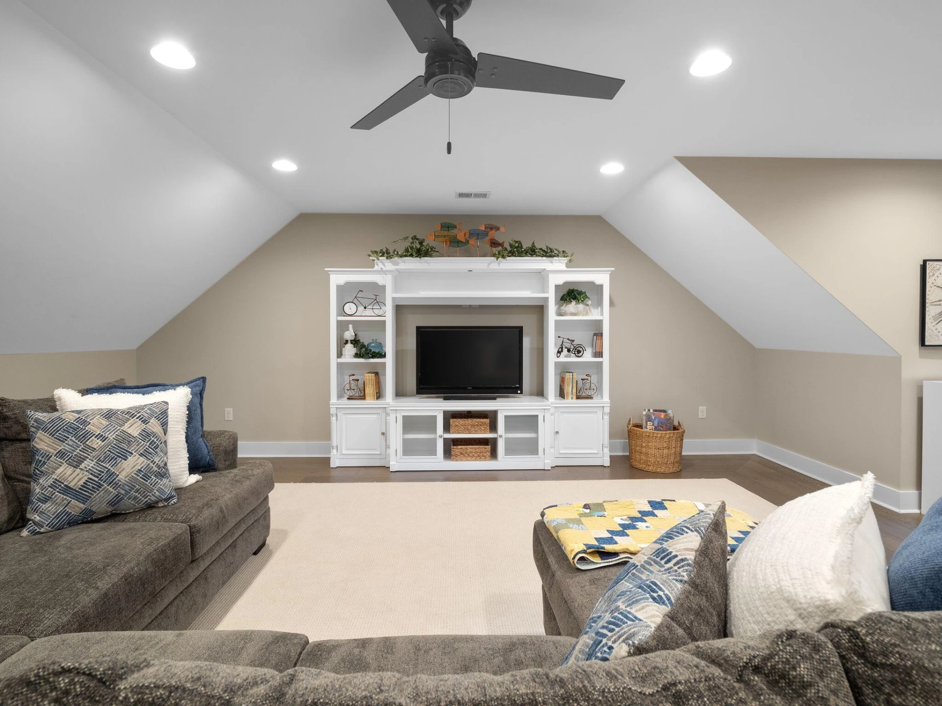 5820 Lakemont DR - Photo 15