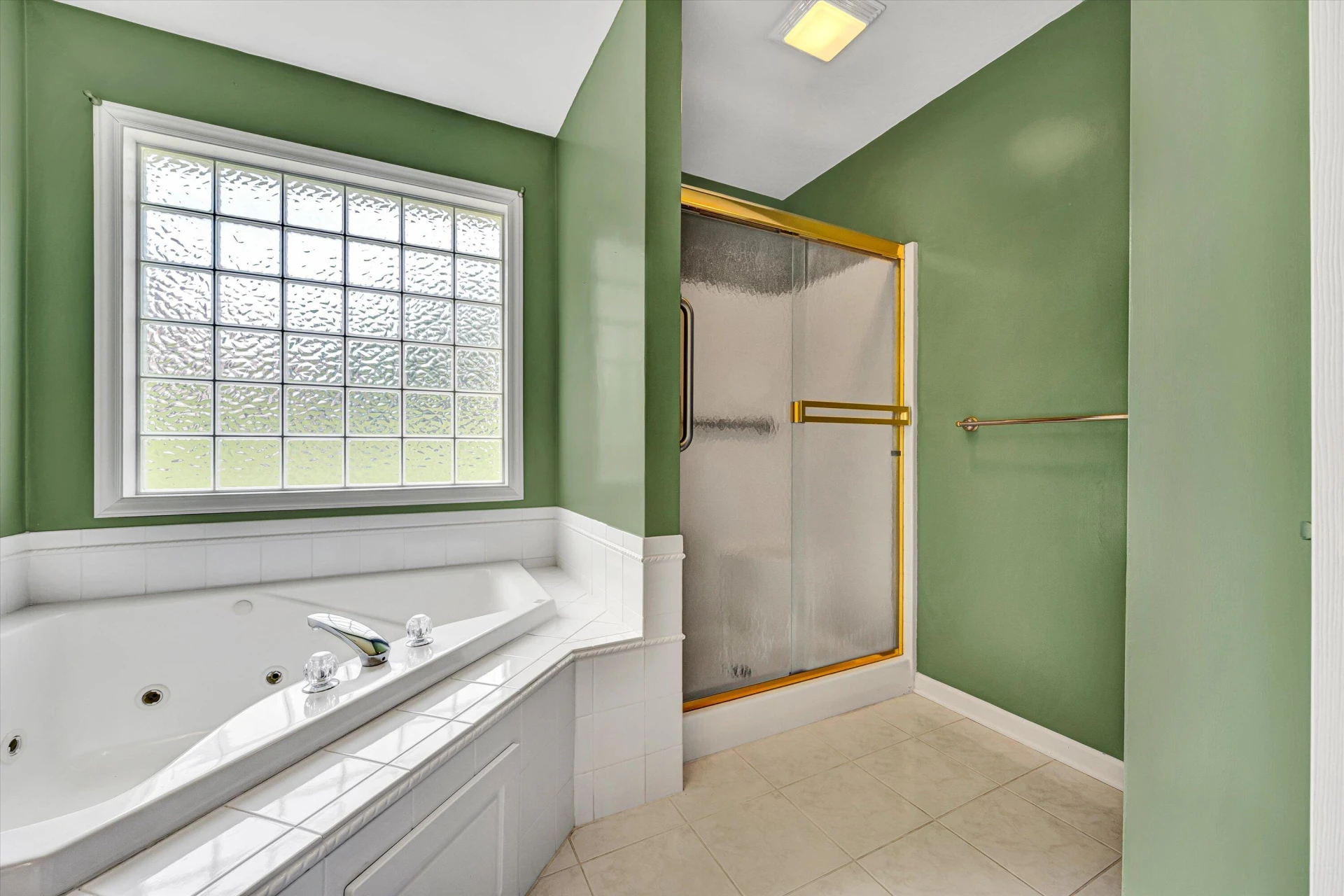 1801 Meadows CT - Photo 23