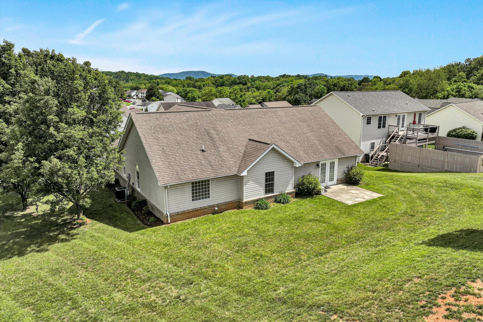 1801 Meadows CT - Photo 26