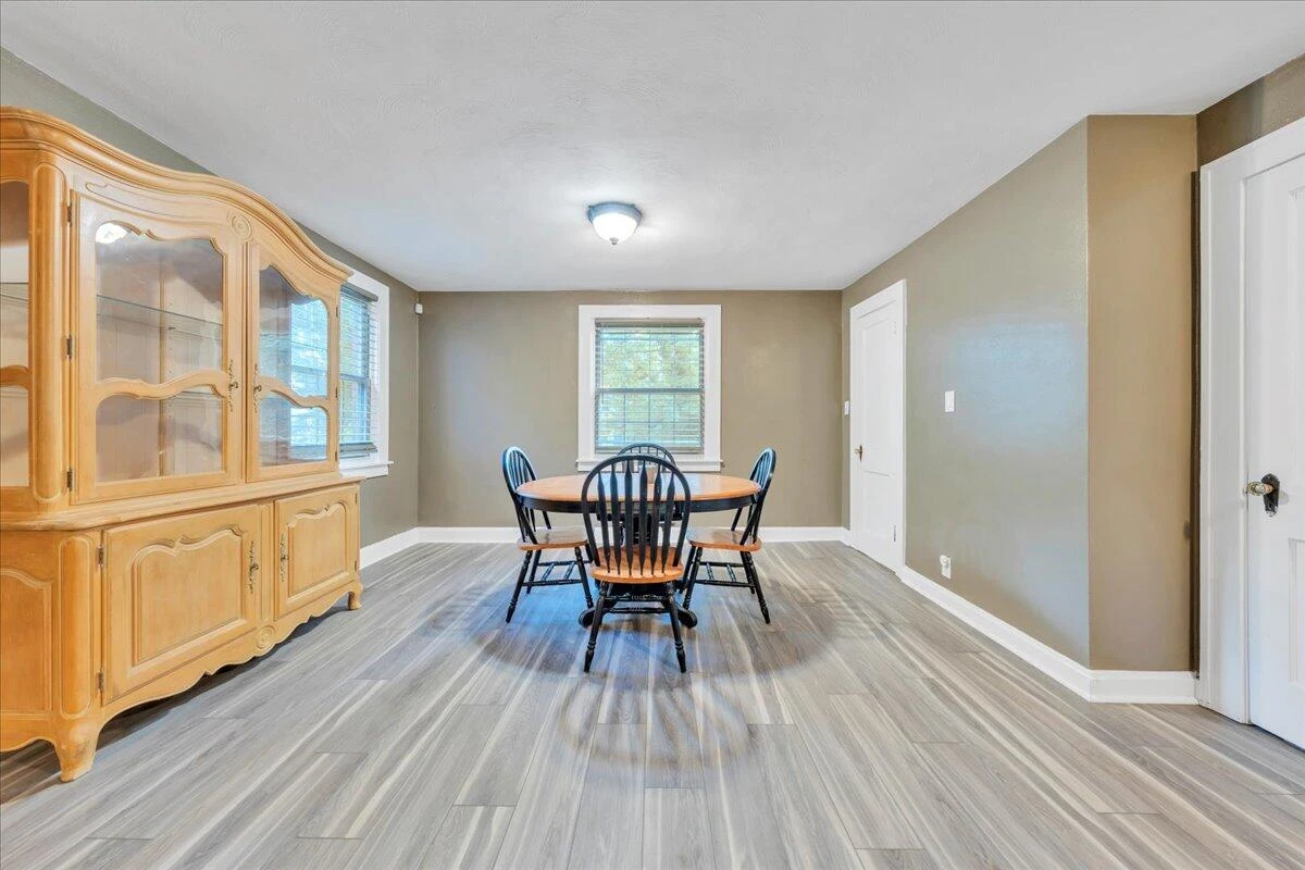 1008 Old Country Club RD - Photo 13