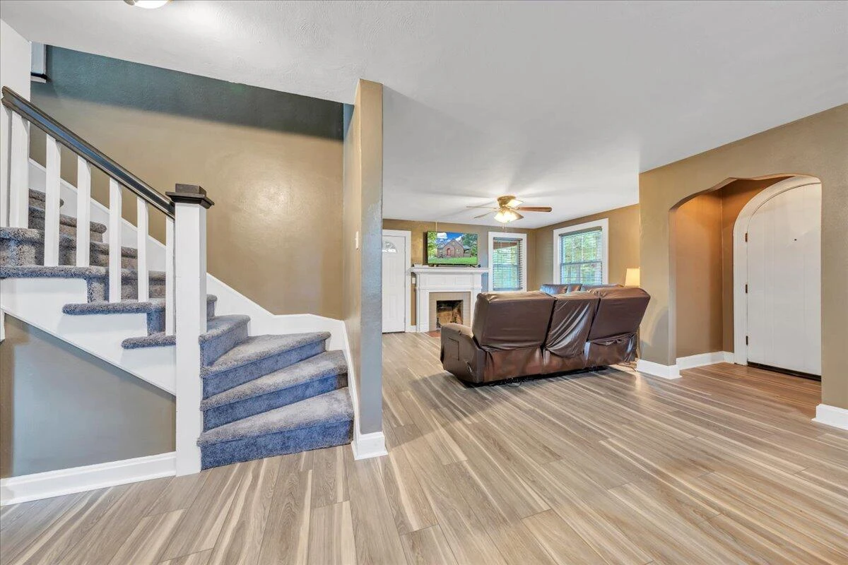 1008 Old Country Club RD - Photo 21