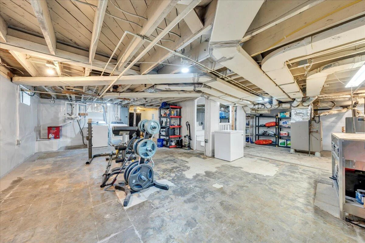 1008 Old Country Club RD - Photo 32