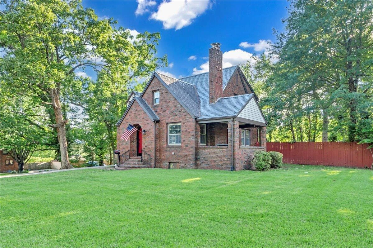 1008 Old Country Club RD - Photo 42