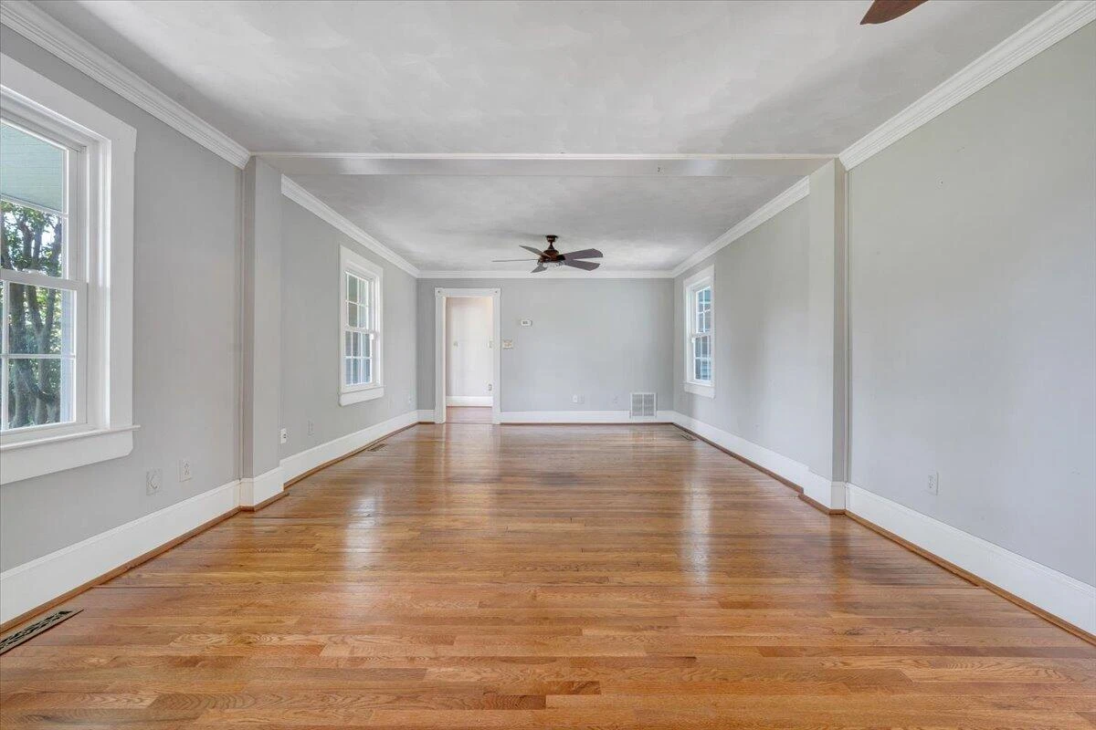 225 Maple ST - Photo 16