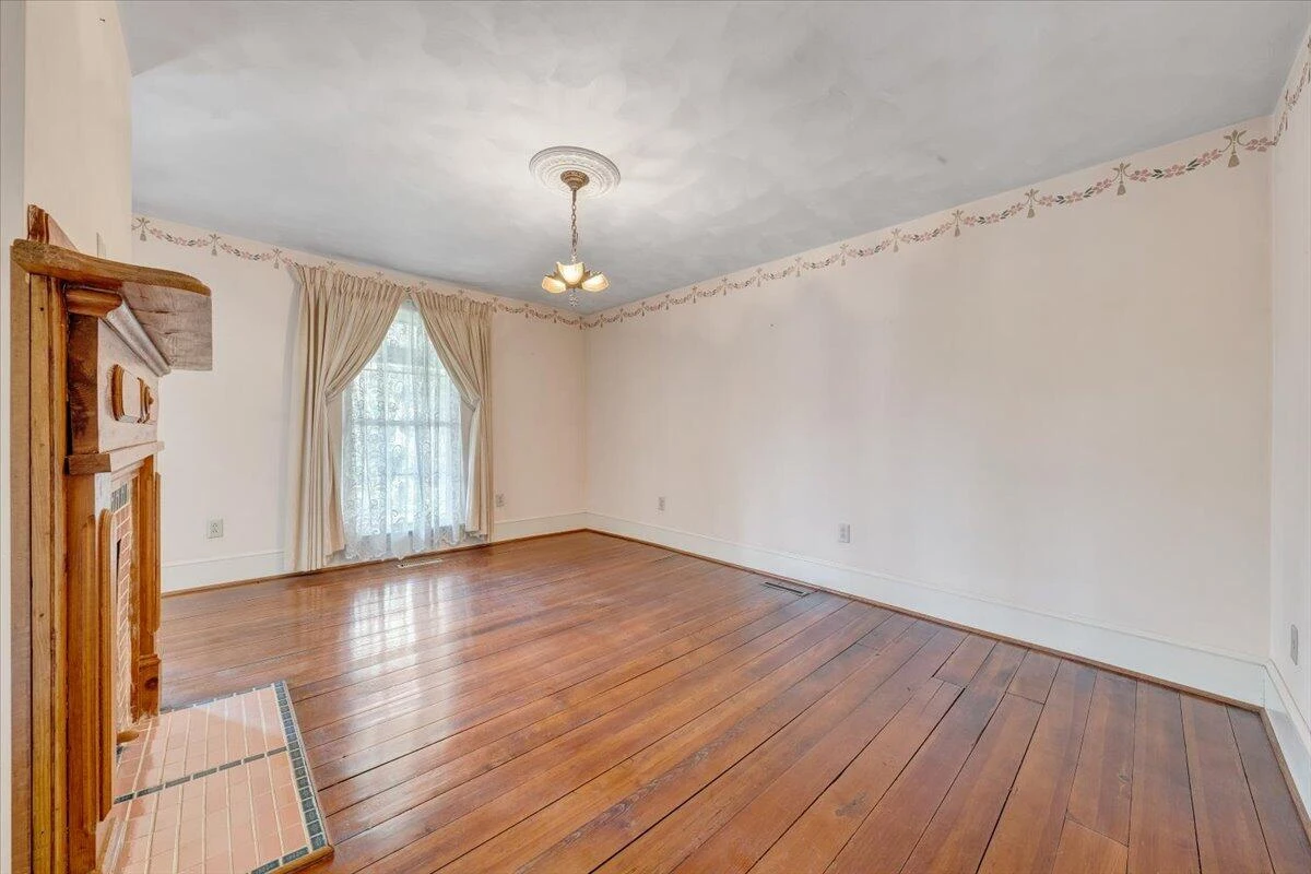 225 Maple ST - Photo 34