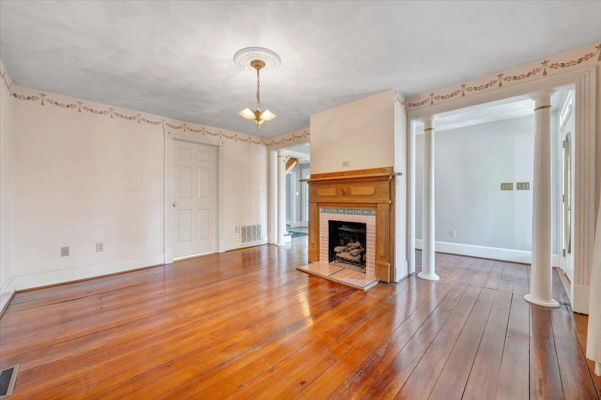 225 Maple ST - Photo 36