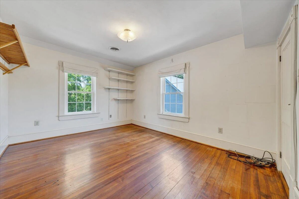 225 Maple ST - Photo 42