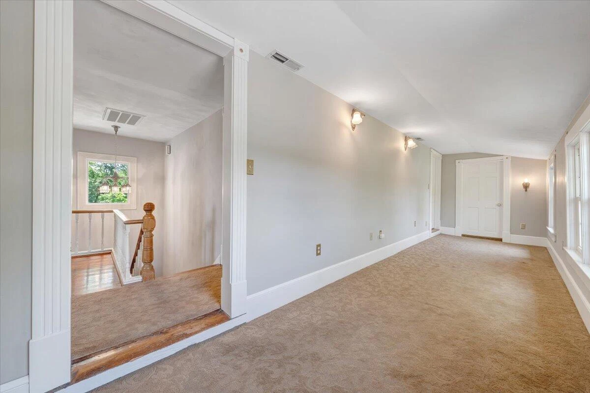 225 Maple ST - Photo 47