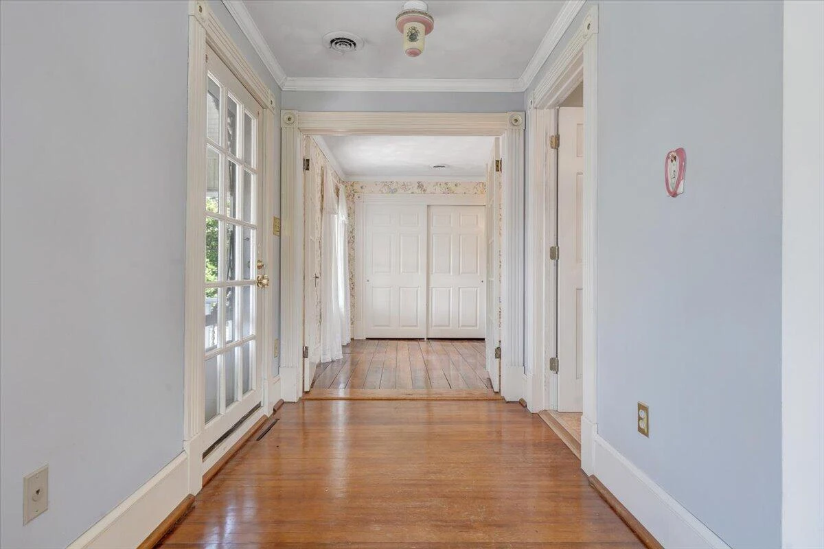 225 Maple ST - Photo 54